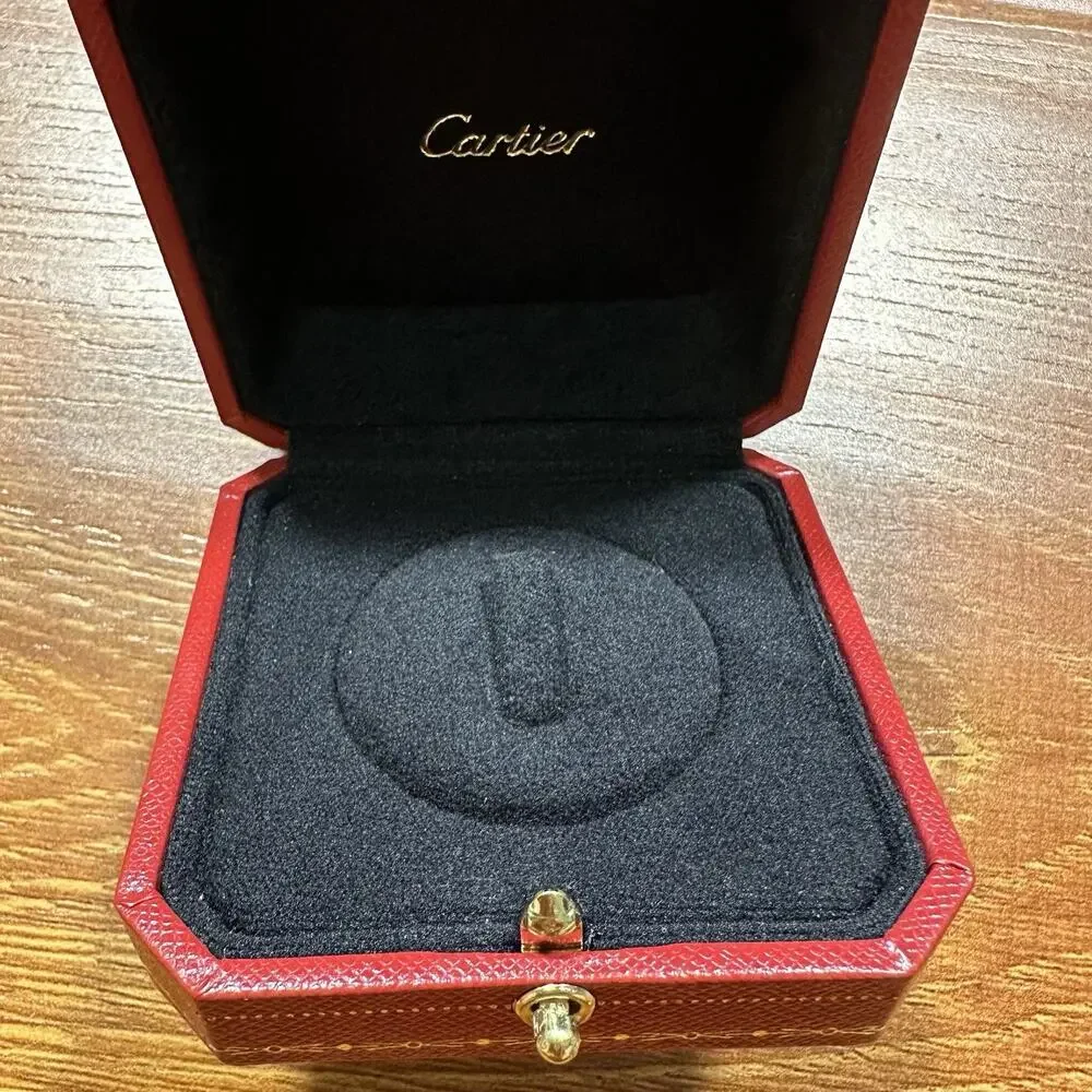 Cartier luxury quality